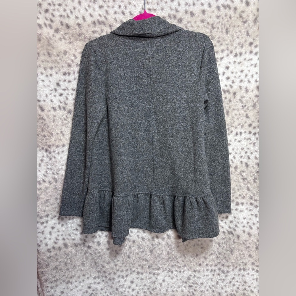 MASSINI RUFFLE BOTTOM CARDIGAN - Picture 2 of 2